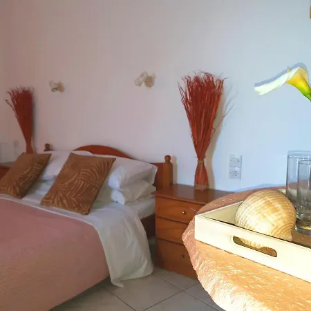 Sunset Colours Apartment *